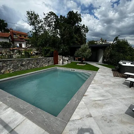 Fiori Apartman *