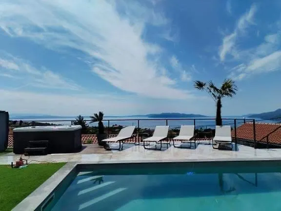 Fiori Apartman *
