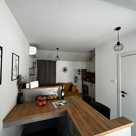 Fiori Διαμέρισμα