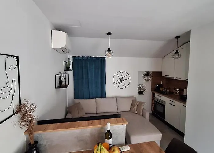 Fiori Apartamento Kastav